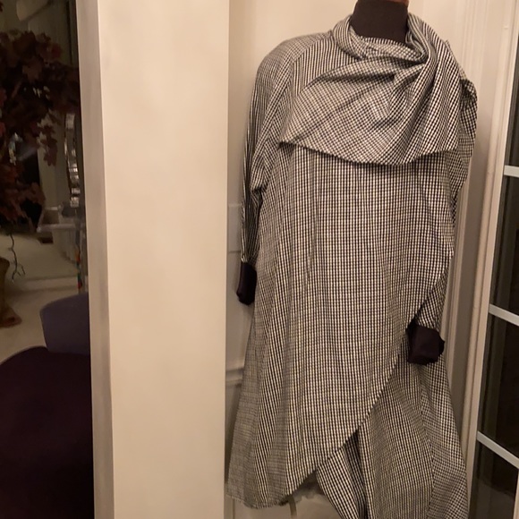 2 In 1 Custom Made Dress/Cape - Picture 2 of 16